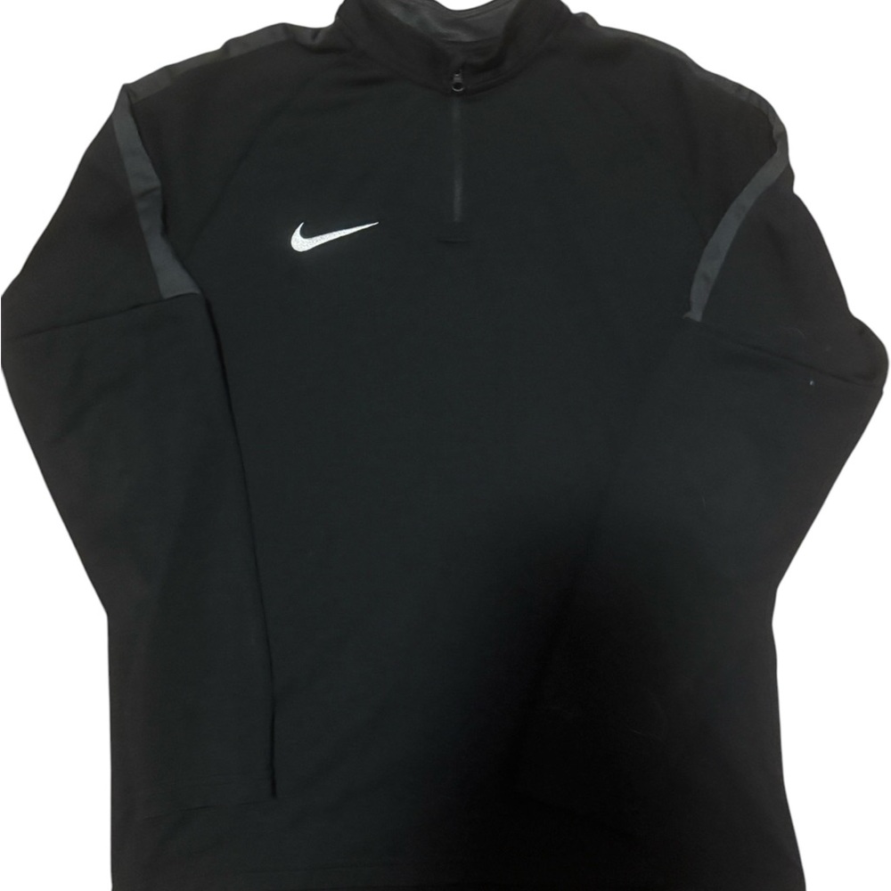 Nike Black Performance Jacket with High Collar and Long Sleeves